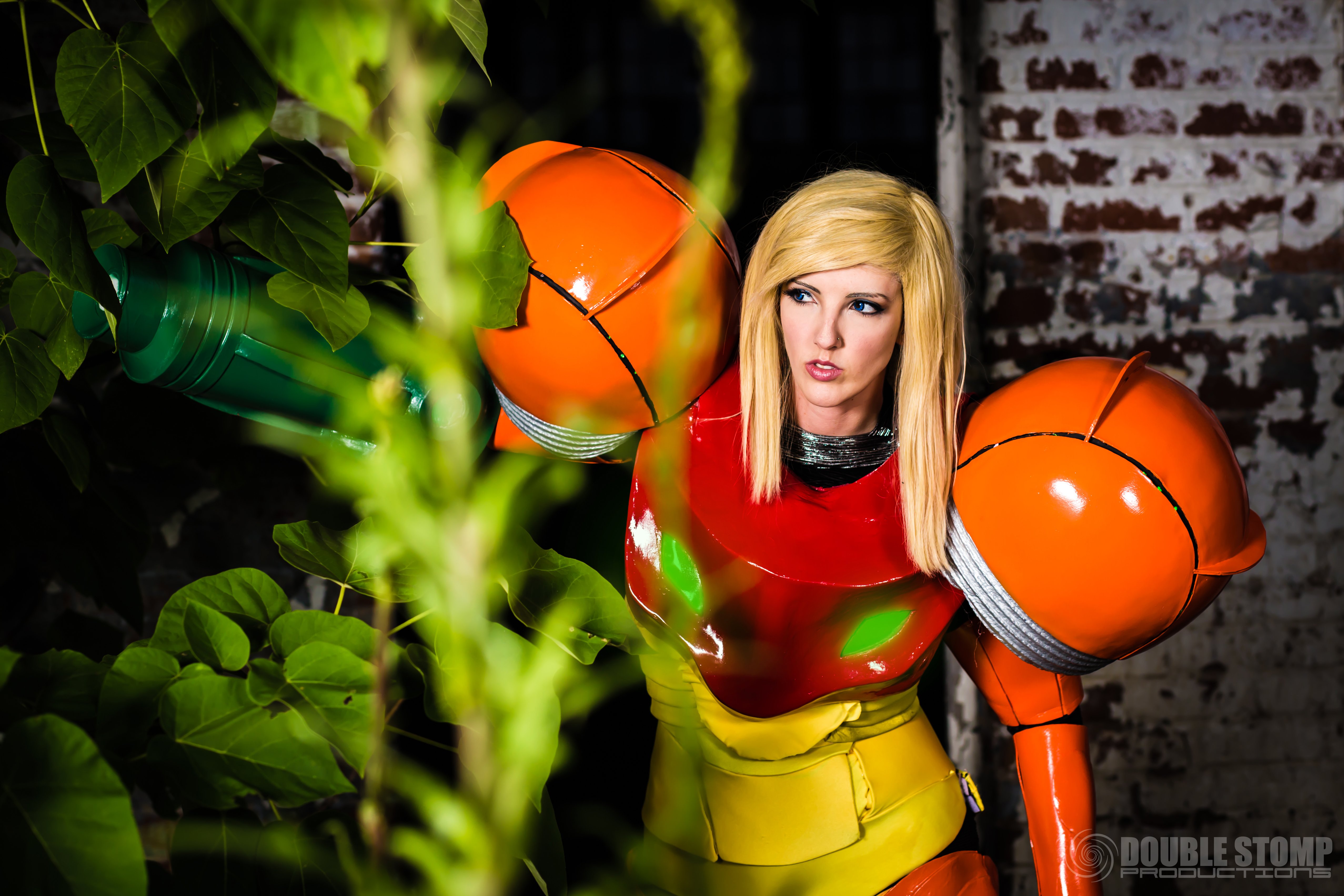 Metroids Samus Daily Cosplay Interest Anime News Network