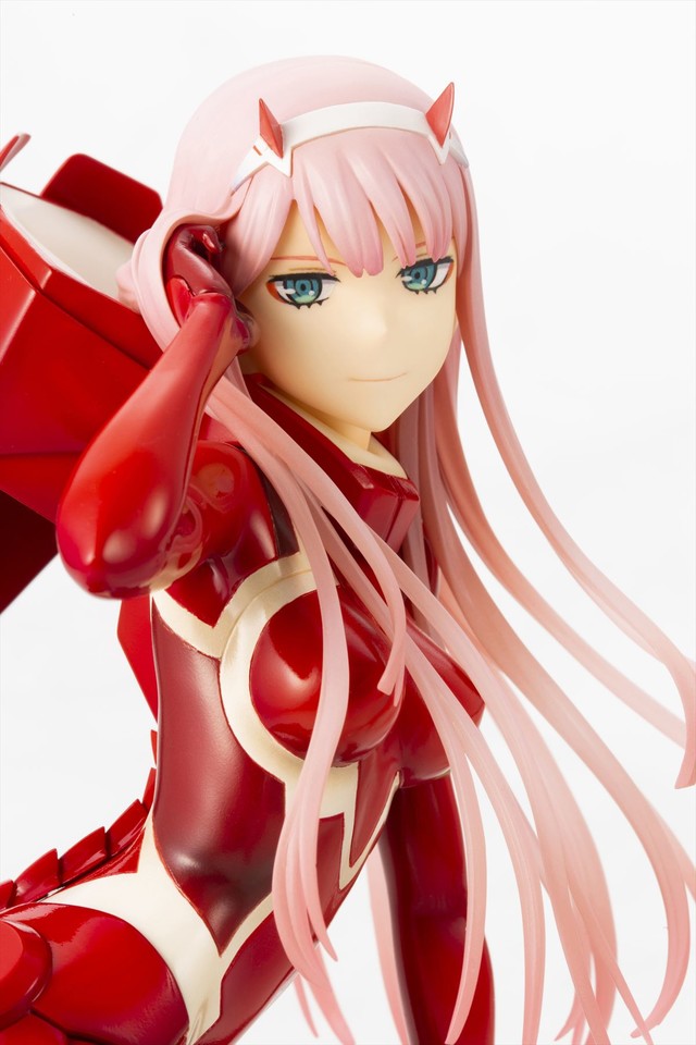 zero two figure naked