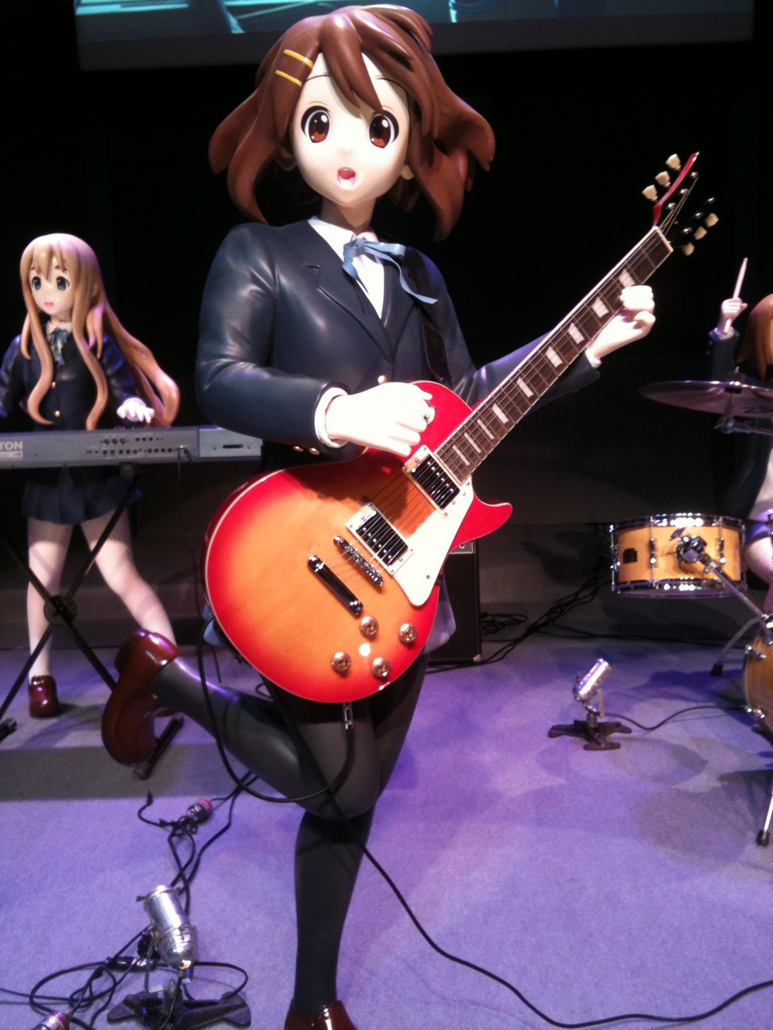 Universal Studios Japan Hosts K-ON Cast, Life-Size Statues - Interest -  Anime News Network