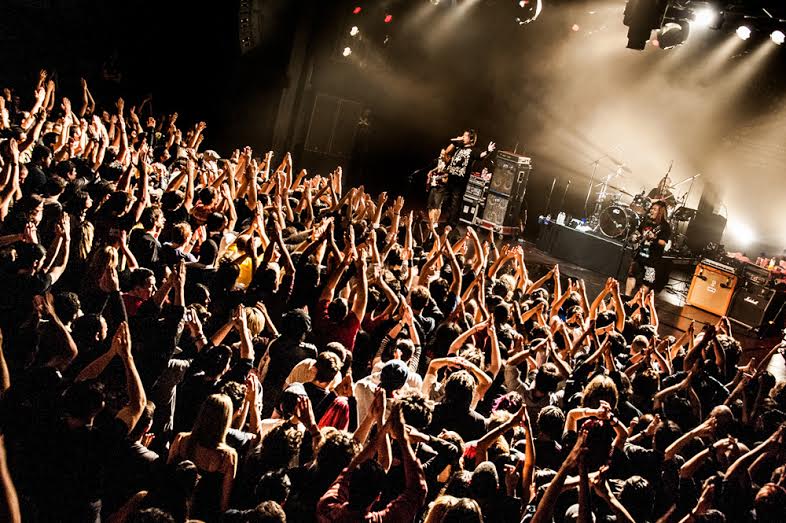 Maximum The Hormone European Tour