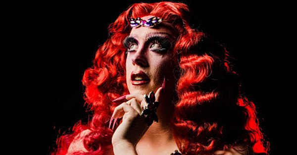 Oriana Peron Hosts the First Digital Drag Race Convention Competition 