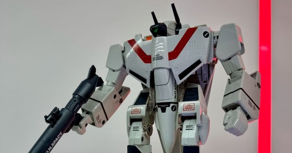 Original Macross Valkyrie Toy Revived in 2026 With More Joints