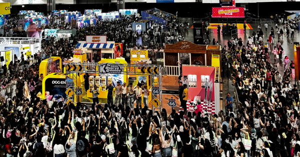 KCON LA 2025: K-Story & Comics EXPLODES with $15.77 MILLION in Deals!  OMG!