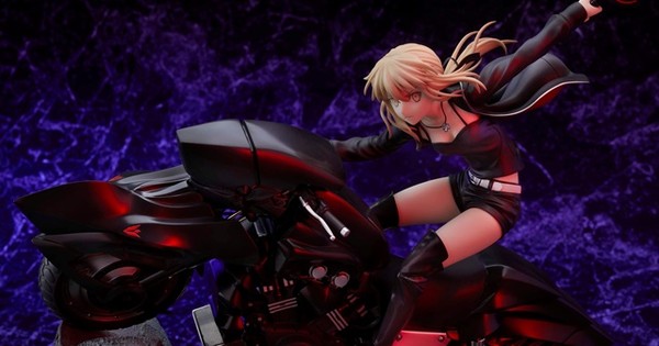 コミック・アニメ Saber/ (Alter) & Cuirassier Noir Fate/Grand Order Figure Shows Saber on Cuirassier Noir Bike