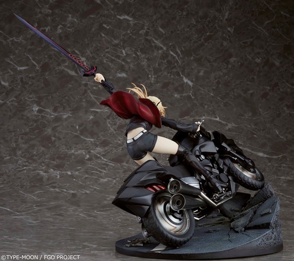 Fate/Grand Order Figure Shows Saber on Cuirassier Noir Bike - Interest ...