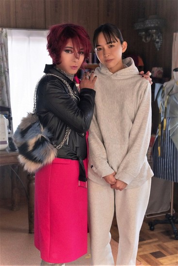 backstage-02
