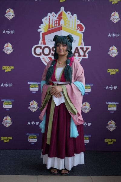 maomao-is-here-to-spice-up-comic-con