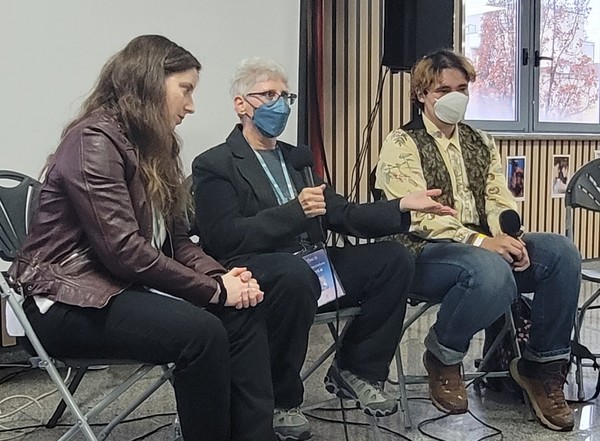 queer-manga-at-ycon-with-julie-erica-and-dr.t.pralinus