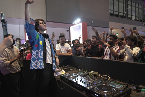 dj-kazu@crunchyroll-booth