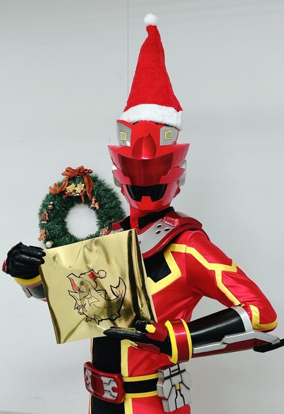 red_ranger_adventurer_christmas2024