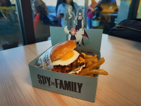 1-trill-burgers-spyxfamily-burger