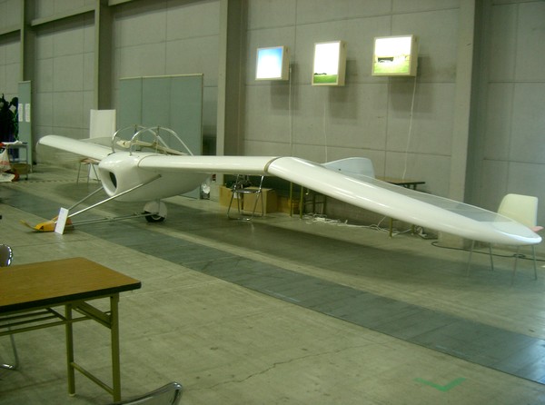 LifeSize Flying Nausicaä Glider Displayed at WorldCon